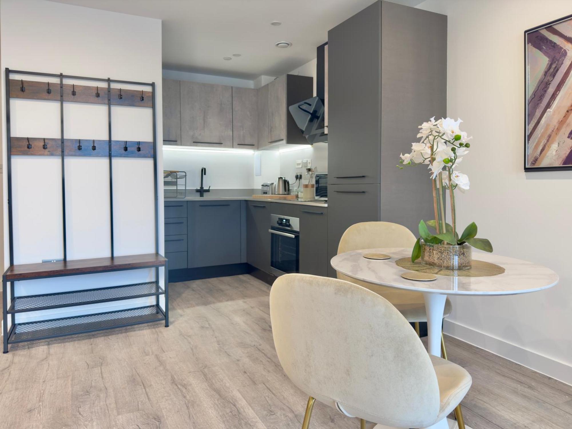 Apartment 43 Citygate With Free Onsite Gym Йорк Экстерьер фото